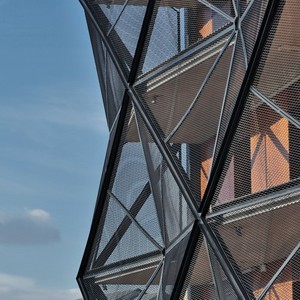 Meshing it up: five projects that use architectural mesh for form and ...